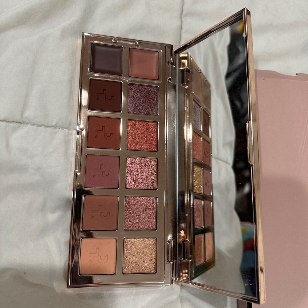 Patrick Ta Eyeshadow Palette - Rich Browns and Shimmering Pinks